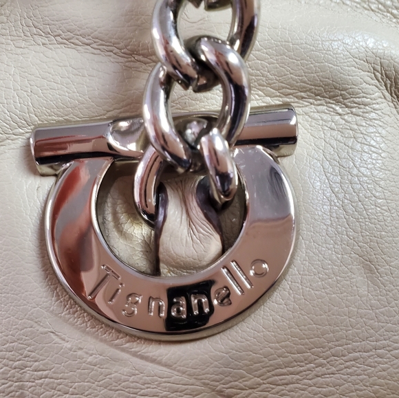 Tignanello blk/cream 3 compartment purse w/ magnetic closure, 2 outside pockets - Picture 2 of 13